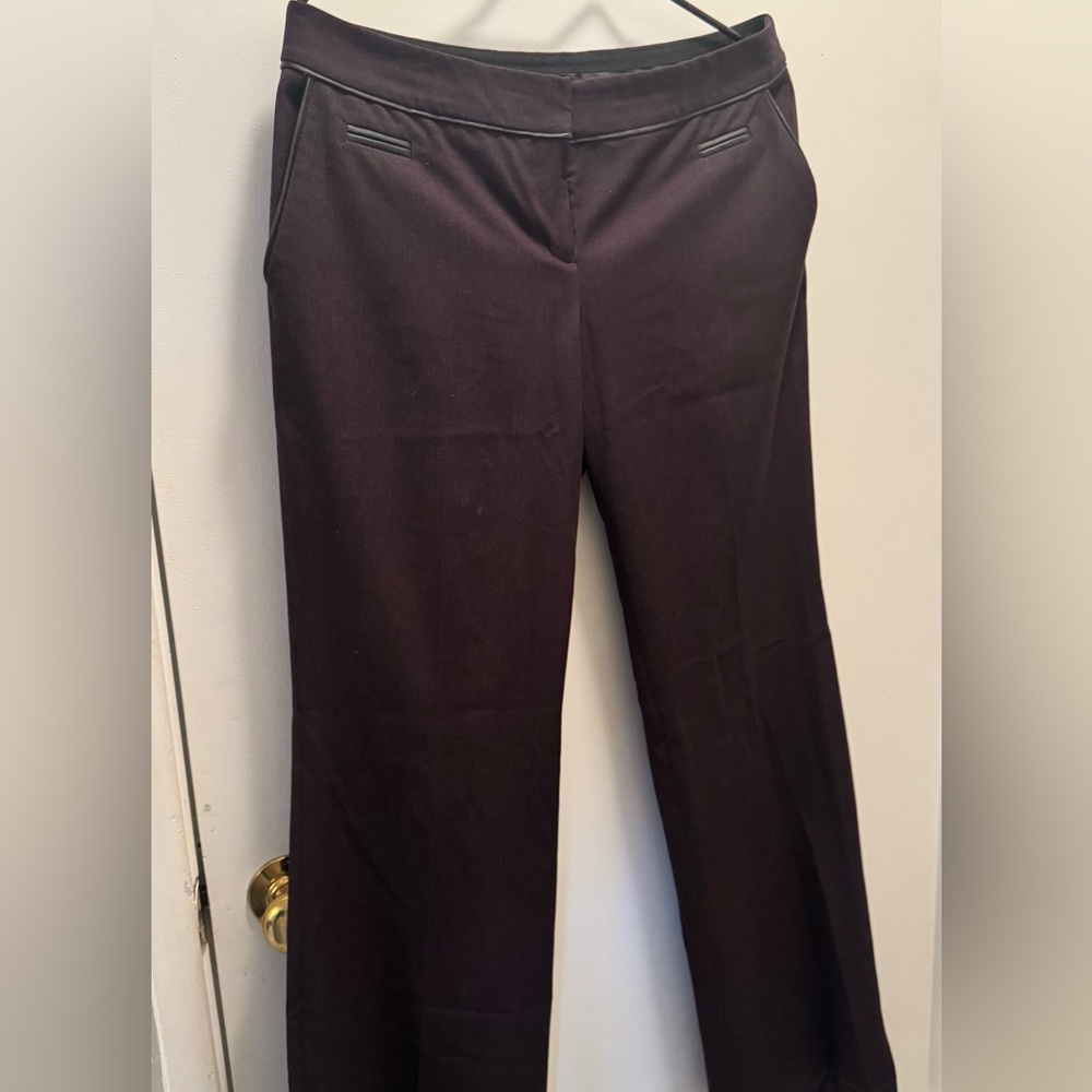 Express Boot, Boot cutpants. Size 8R. Bordeaux wine color with black piping